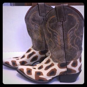 Nocona Women’s Cowboy Boots Size 8